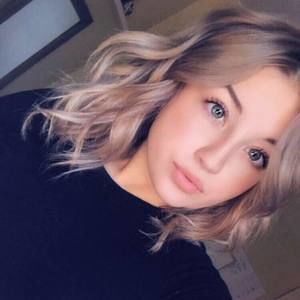 Meet your Posher, Hailee